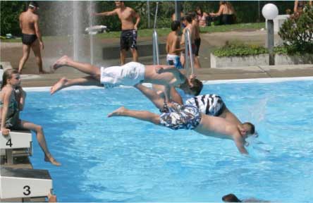 schwimmbecken kopfsprung 05